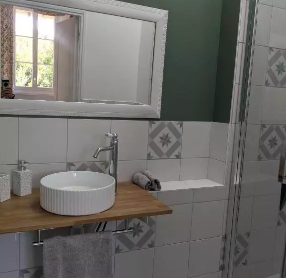 ベッドアンドブレックファースト La Maison Cornon