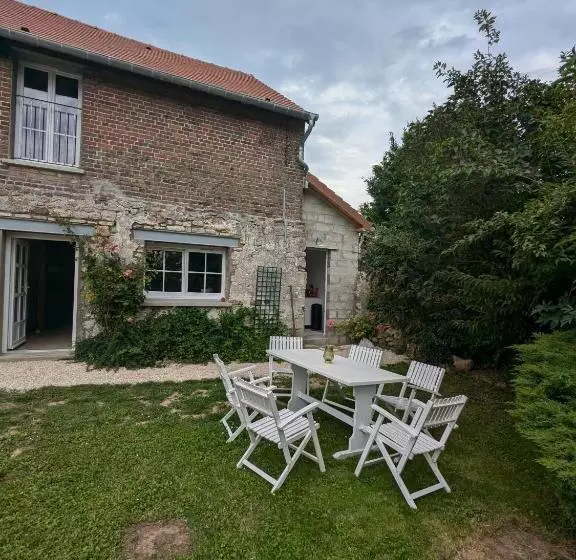 ベッドアンドブレックファースト La Maison Cornon