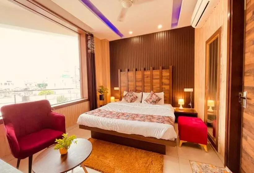 Pearl Grand Family Hotel Feel Like Home