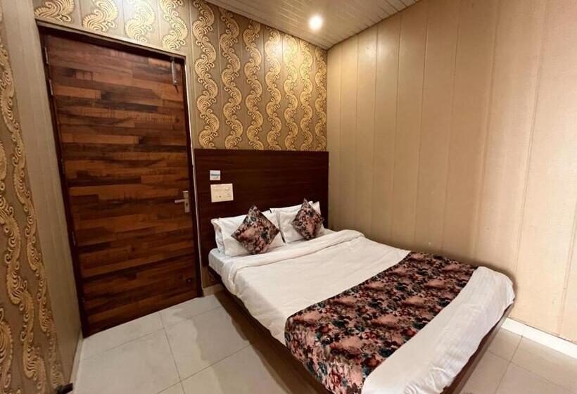 Pearl Grand Family Hotel Feel Like Home