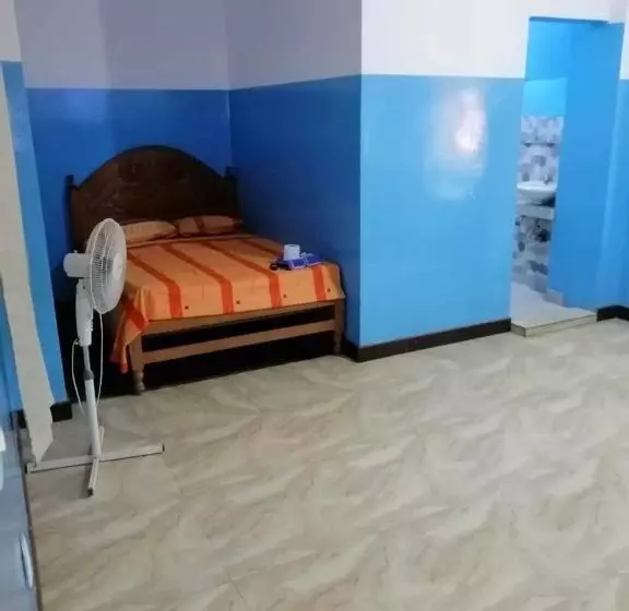 ホテル Hospedaje Espaladium
