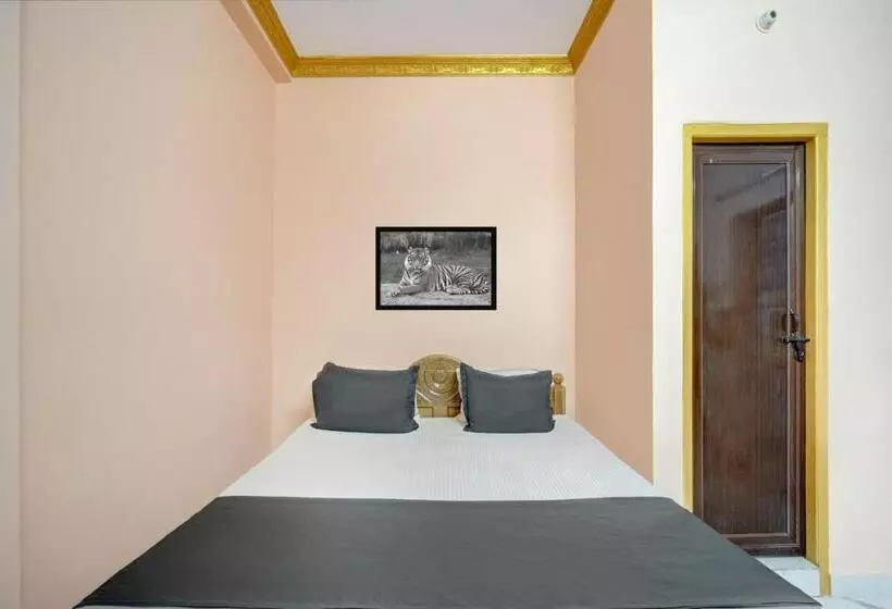 هتل O Radhe Shyam Guest House