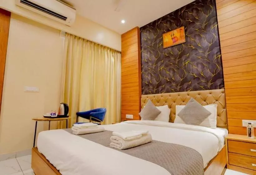 ホテル Premvan By Silverkey Hospitality