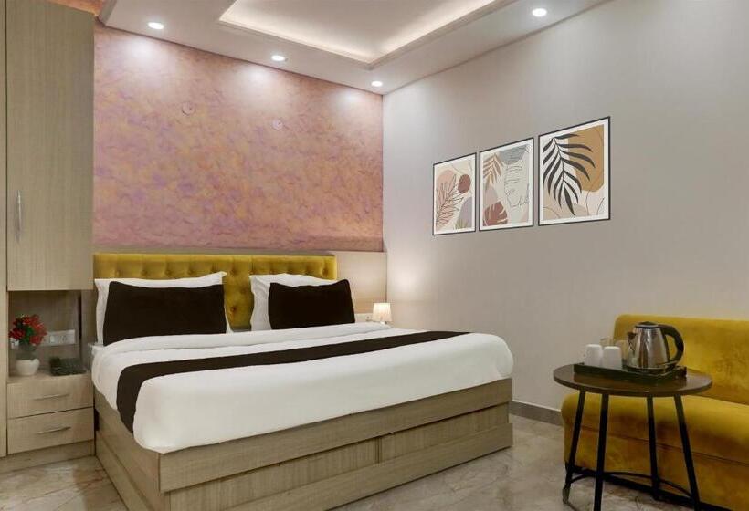 酒店 Super Townhouse Eden Garden Zirakpur