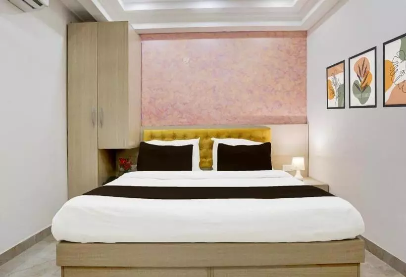 Hotelli Super Townhouse Eden Garden Zirakpur