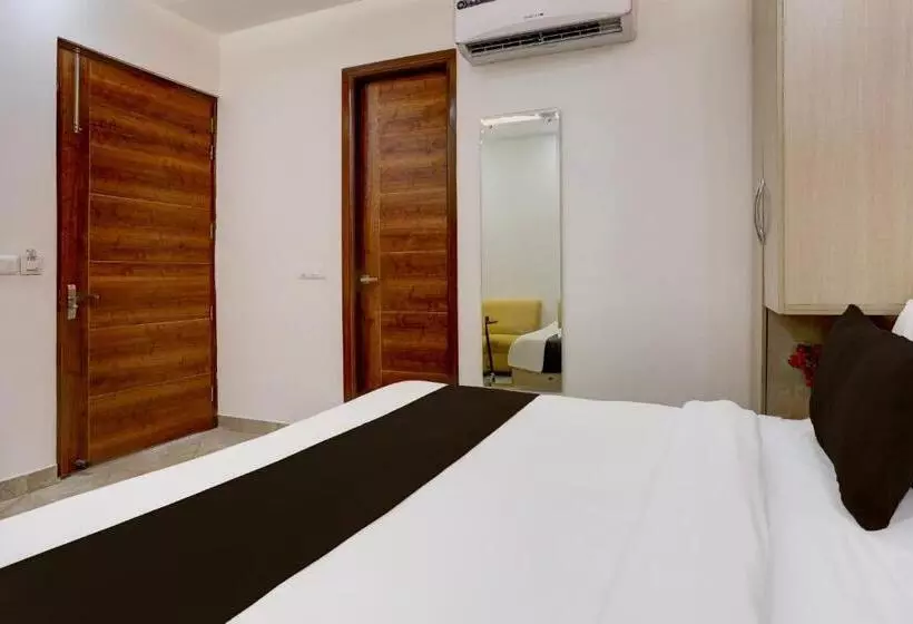 Hotelli Super Townhouse Eden Garden Zirakpur