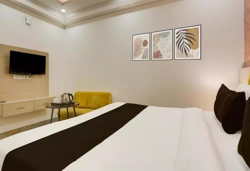 Hotelli Super Townhouse Eden Garden Zirakpur