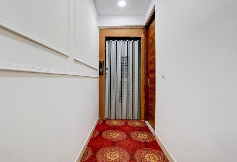 酒店 Super Townhouse Eden Garden Zirakpur