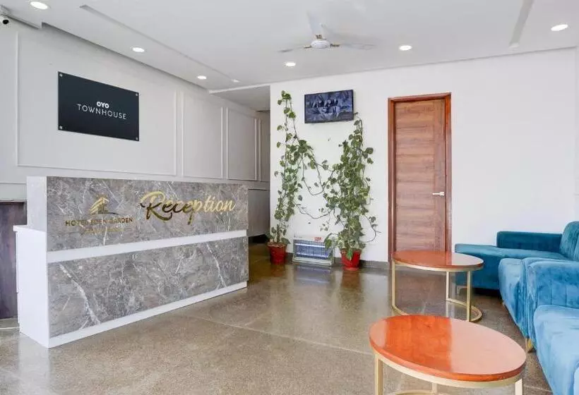 Hotelli Super Townhouse Eden Garden Zirakpur