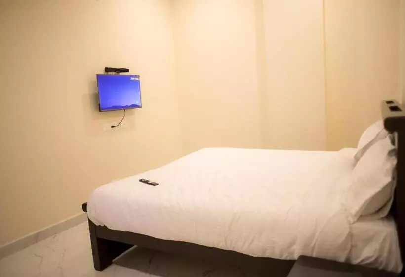 Hotelli Vr Paradise Inn