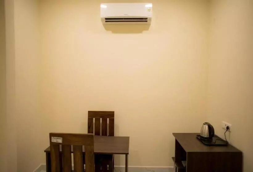 Hotelli Vr Paradise Inn