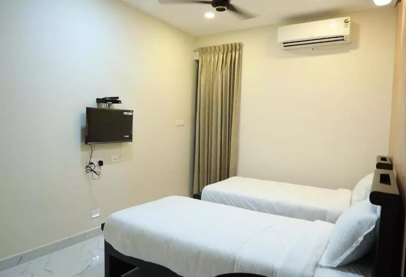 Hotelli Vr Paradise Inn