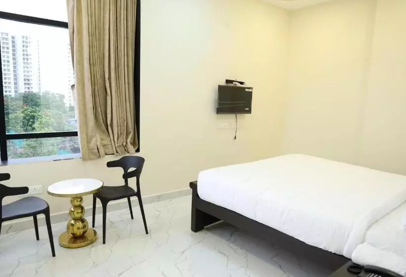 Hotelli Vr Paradise Inn