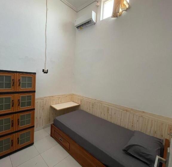 Motel Kost Hotel Budget Urban Space