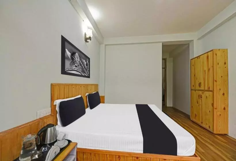 Super Hotel O Gauri Shankar