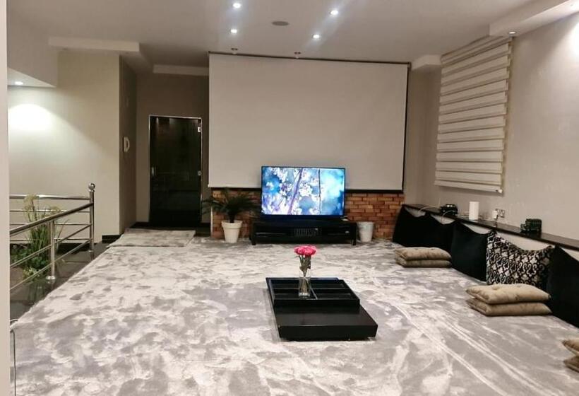 Pansiyon شاليه قطر الندى   الطائف