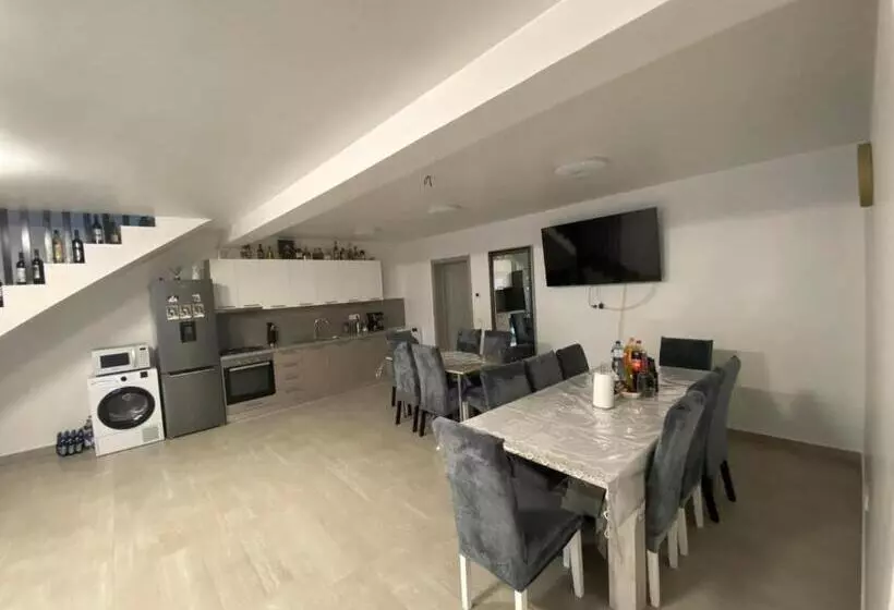 ペンション Casa Dinu