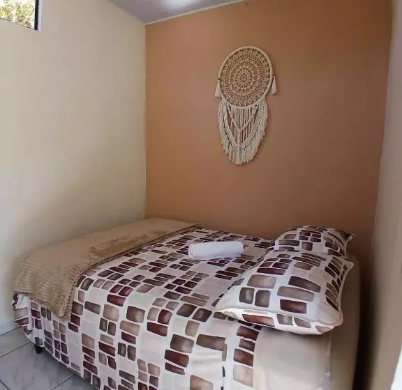 پانسیون Lá Casita Casa Familiar Hospedagem E Camping Urbano