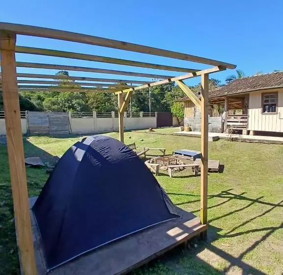 پانسیون Lá Casita Casa Familiar Hospedagem E Camping Urbano