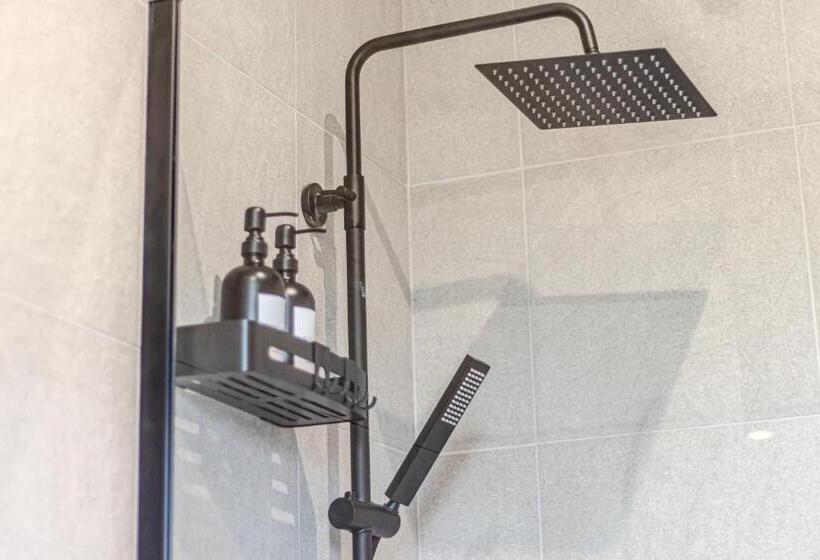 پانسیون Numberz Rooms And Apartments