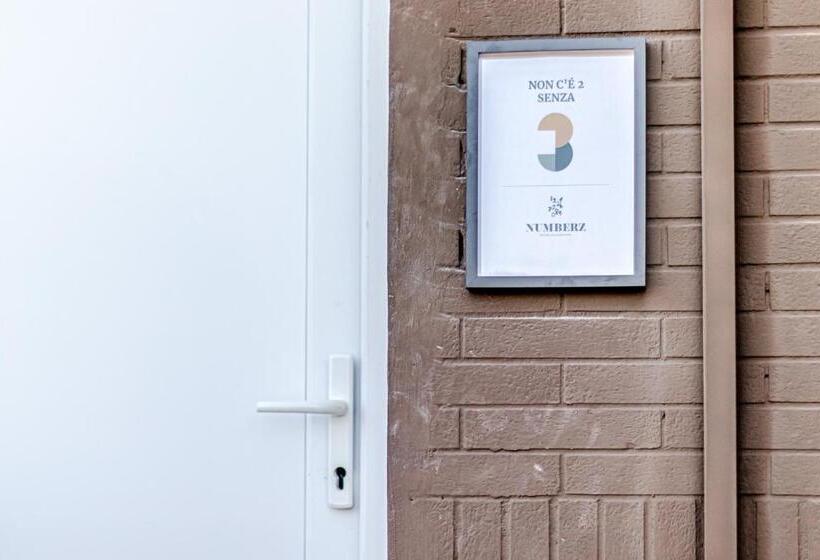 پانسیون Numberz Rooms And Apartments