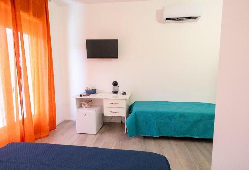 پانسیون Prestige House 7