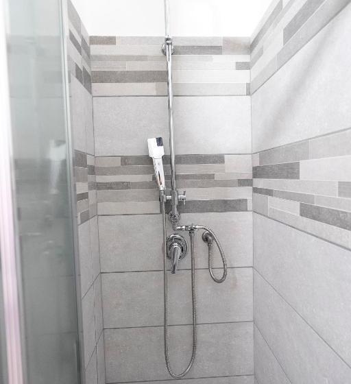 پانسیون Prestige House 7