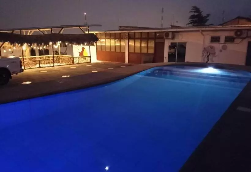 ペンション Residencia Familiar Galeon