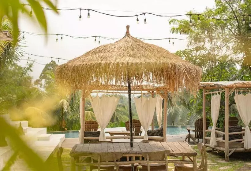 Radjendra Resort And Resto