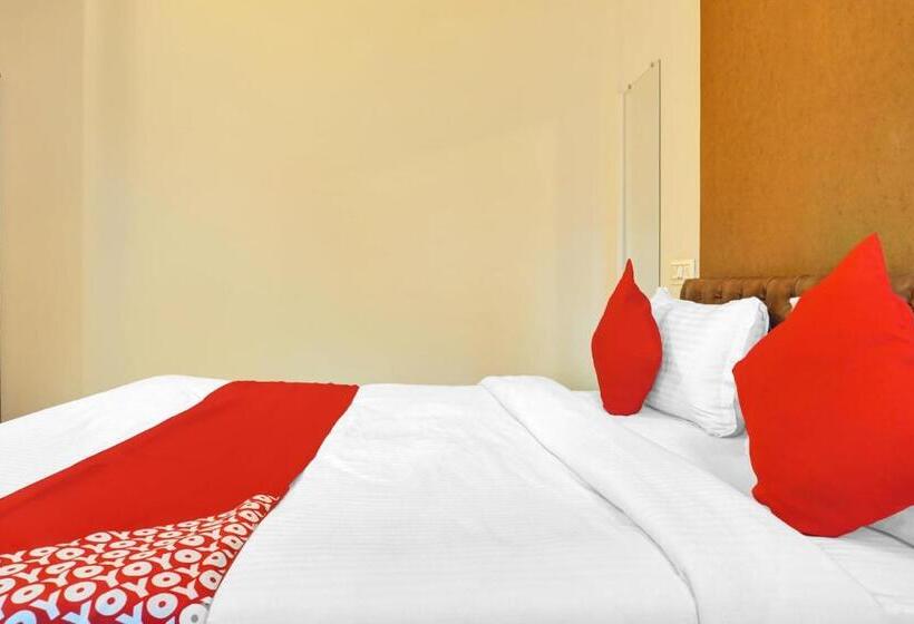 Super Oyo Flagship Hotel Dwell Inn