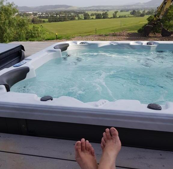 Bed and Breakfast Nireasta View