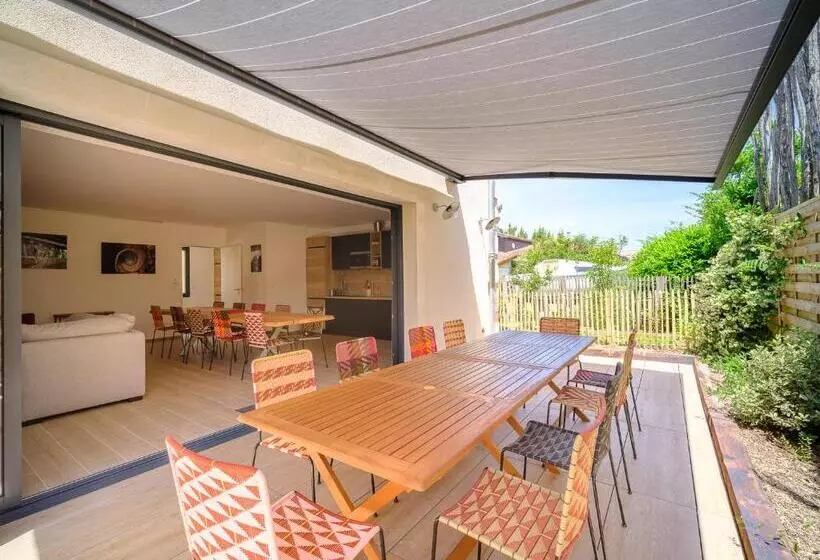 Aamiaismajoitus (B&B) Villa Poulpo