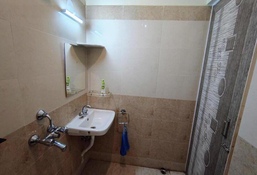 Dakshinayana Resort And Restaurant