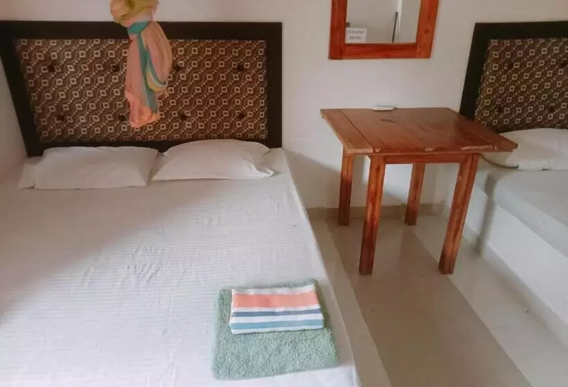 Hotelli Wild Eagle Safari Resort