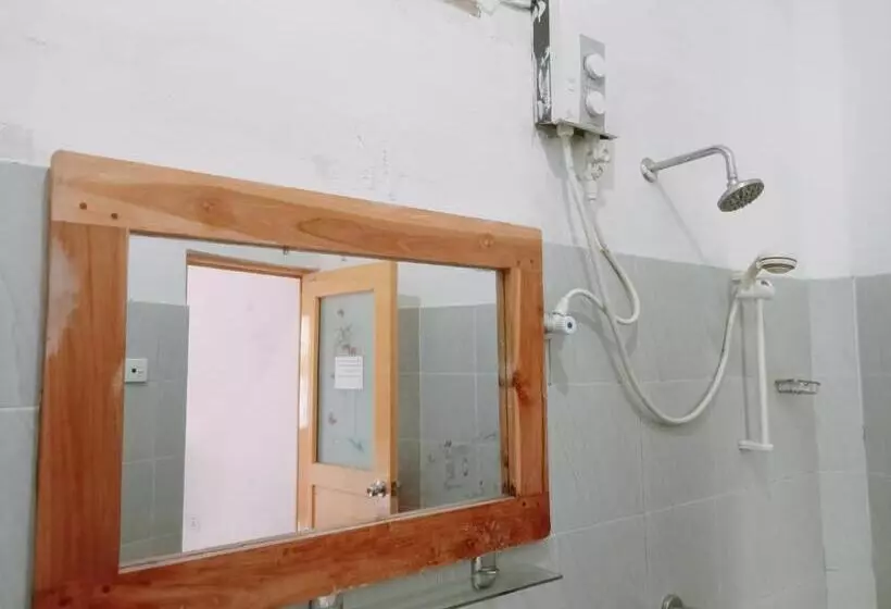 Hotelli Wild Eagle Safari Resort