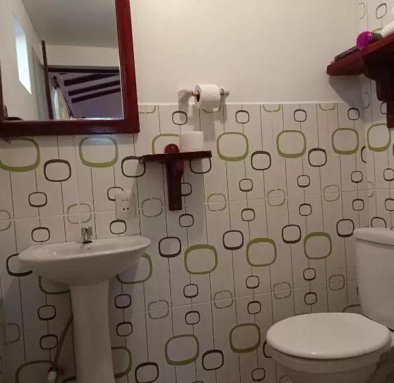 هتل Ecolodge Inti Wata