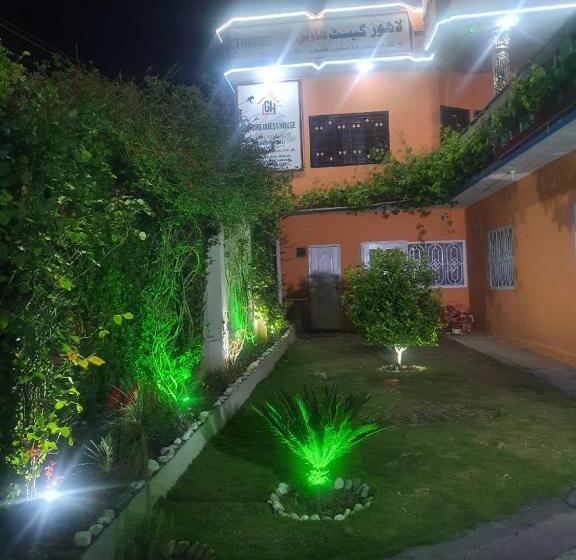هتل Lahore Guest House, Dadar, Siran Valley