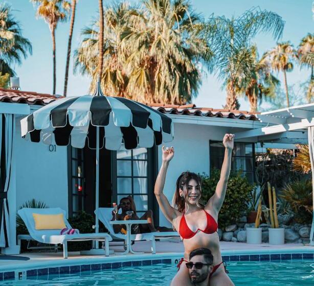 酒店 Natural Palm Springs Escape Poolside Plus Downtown