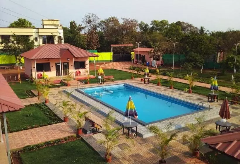 ホテル Vishranti Farms Badlapur