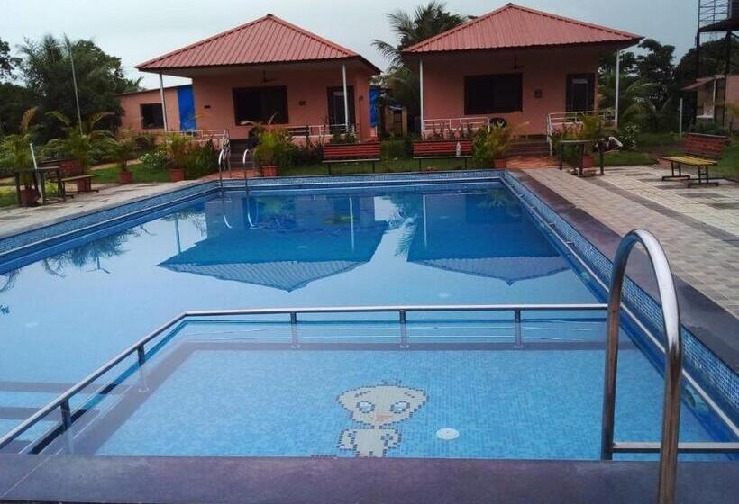 Hotel Vishranti Farms Badlapur