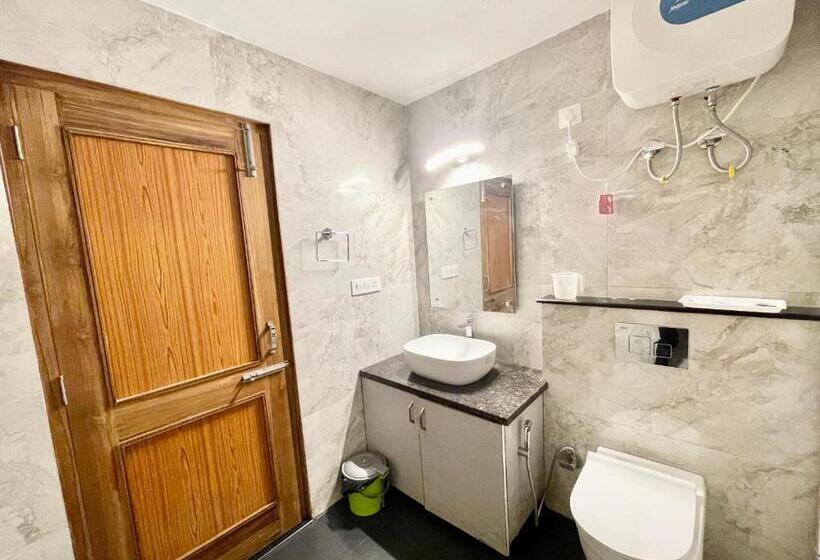 酒店 Wild Spring ! Mussoorie होटल वाइल्ड स्प्रिंग ஹோட்டல் வைல்ட் ஸ்பிரிங் ਹੋਟਲ ਜੰਗਲੀ ਬਸੰਤ હોટેલ વાઇલ્ડ સ્