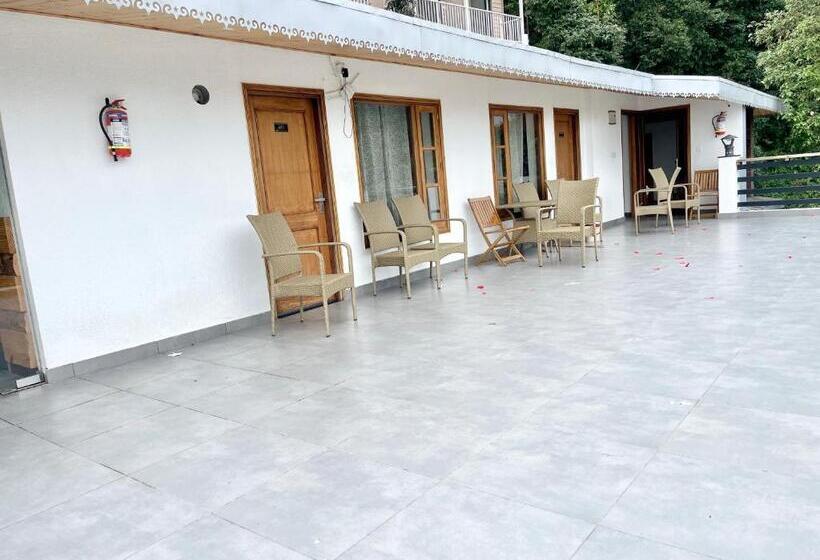 酒店 Wild Spring ! Mussoorie होटल वाइल्ड स्प्रिंग ஹோட்டல் வைல்ட் ஸ்பிரிங் ਹੋਟਲ ਜੰਗਲੀ ਬਸੰਤ હોટેલ વાઇલ્ડ સ્