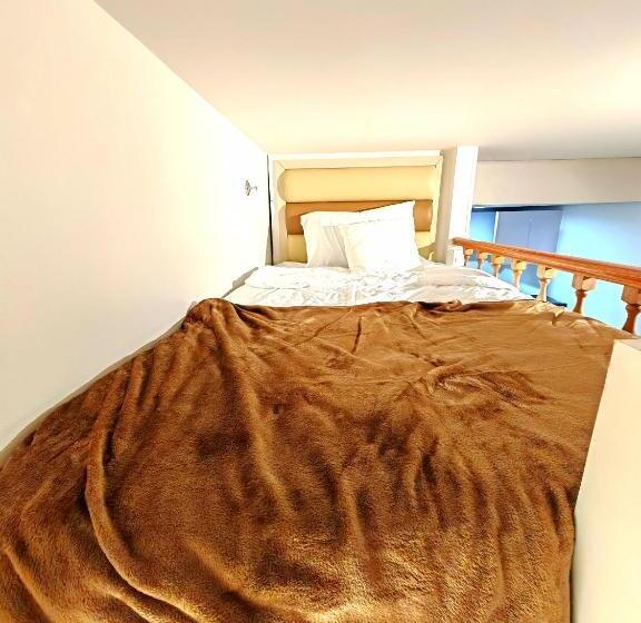 پانسیون Dream Staycation At Pendragon Style