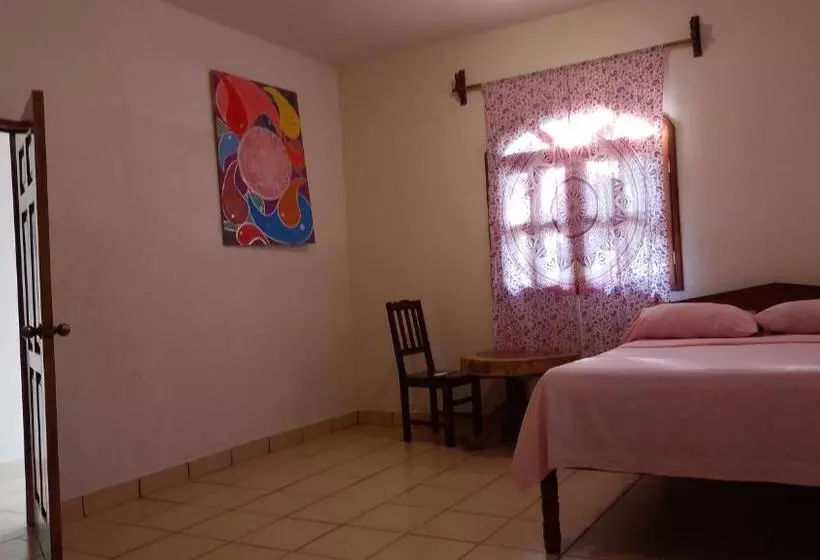 Majatalo Esperanza Casa De Huéspedes