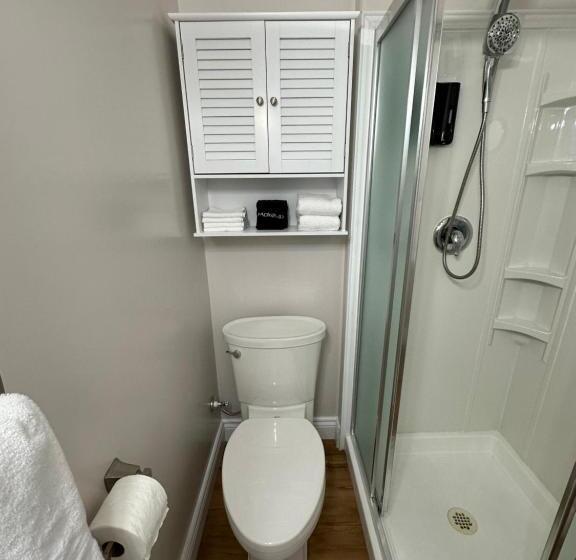 Panzió Haileybury Lakehouse