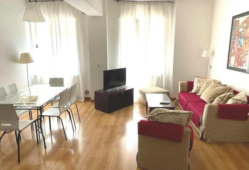 بنسيون La Loggia Rooms