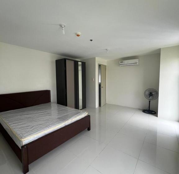 بنسيون Lakeview Penthouse By Timothy