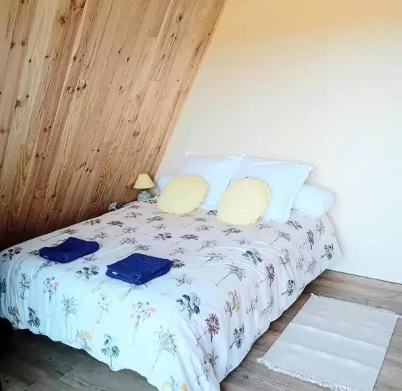 ペンション Le Chalet Dans Les Près