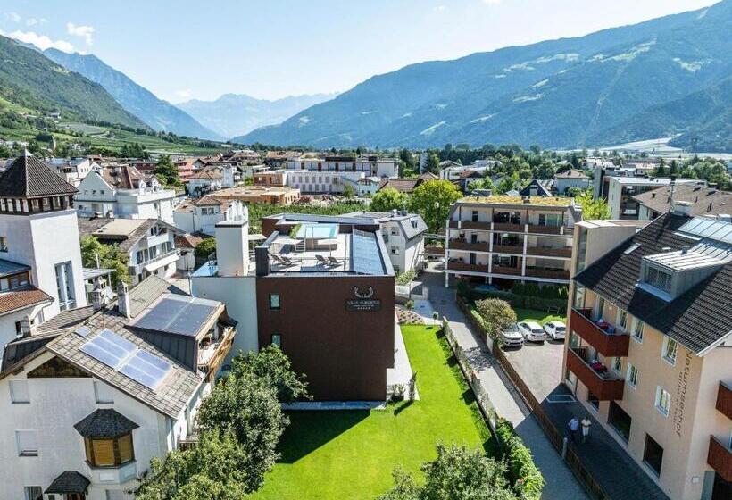 Пансион Villa Hubertus Luxuria Nova Suites   Adults Friendly