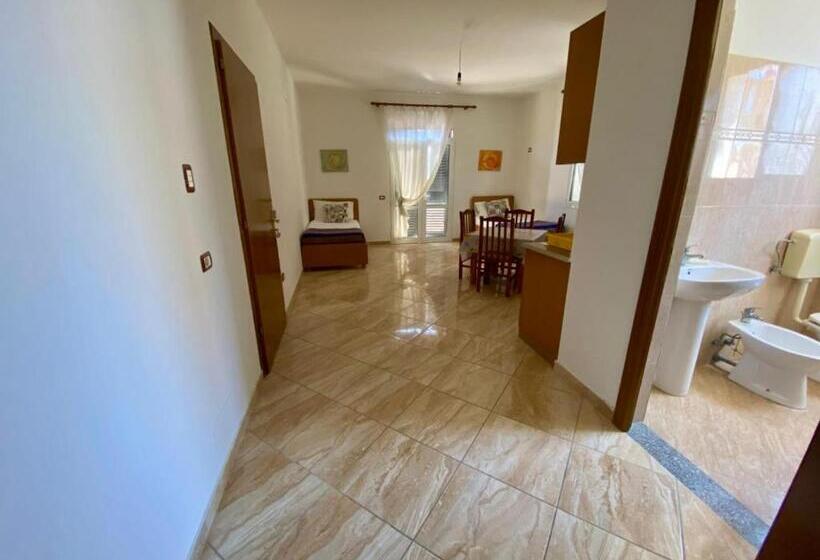 Pensionat Zambaku I Detit Lily Of The Sea